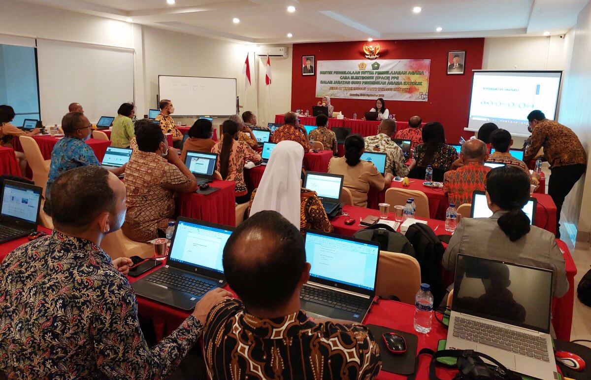 Pelatihan Pengelolaan LMS PPG