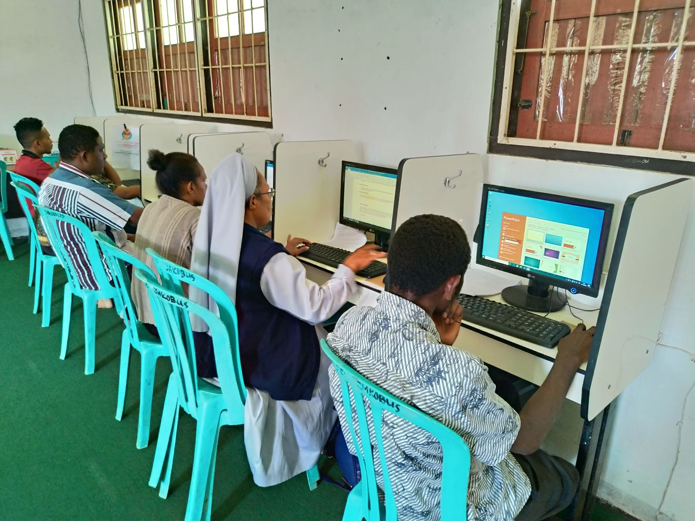 lab-komputer