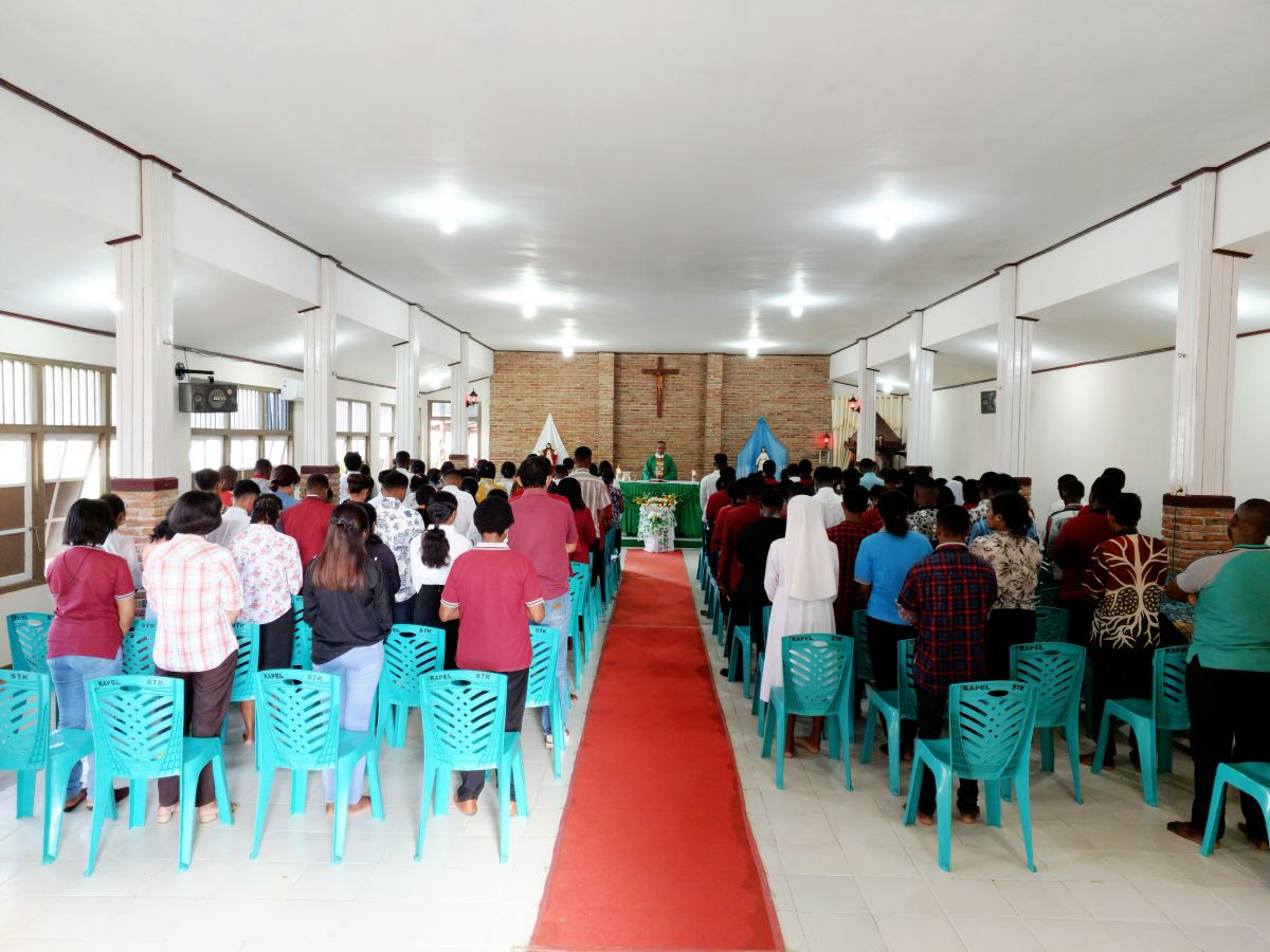 Perayaan Ekaristi Kampus